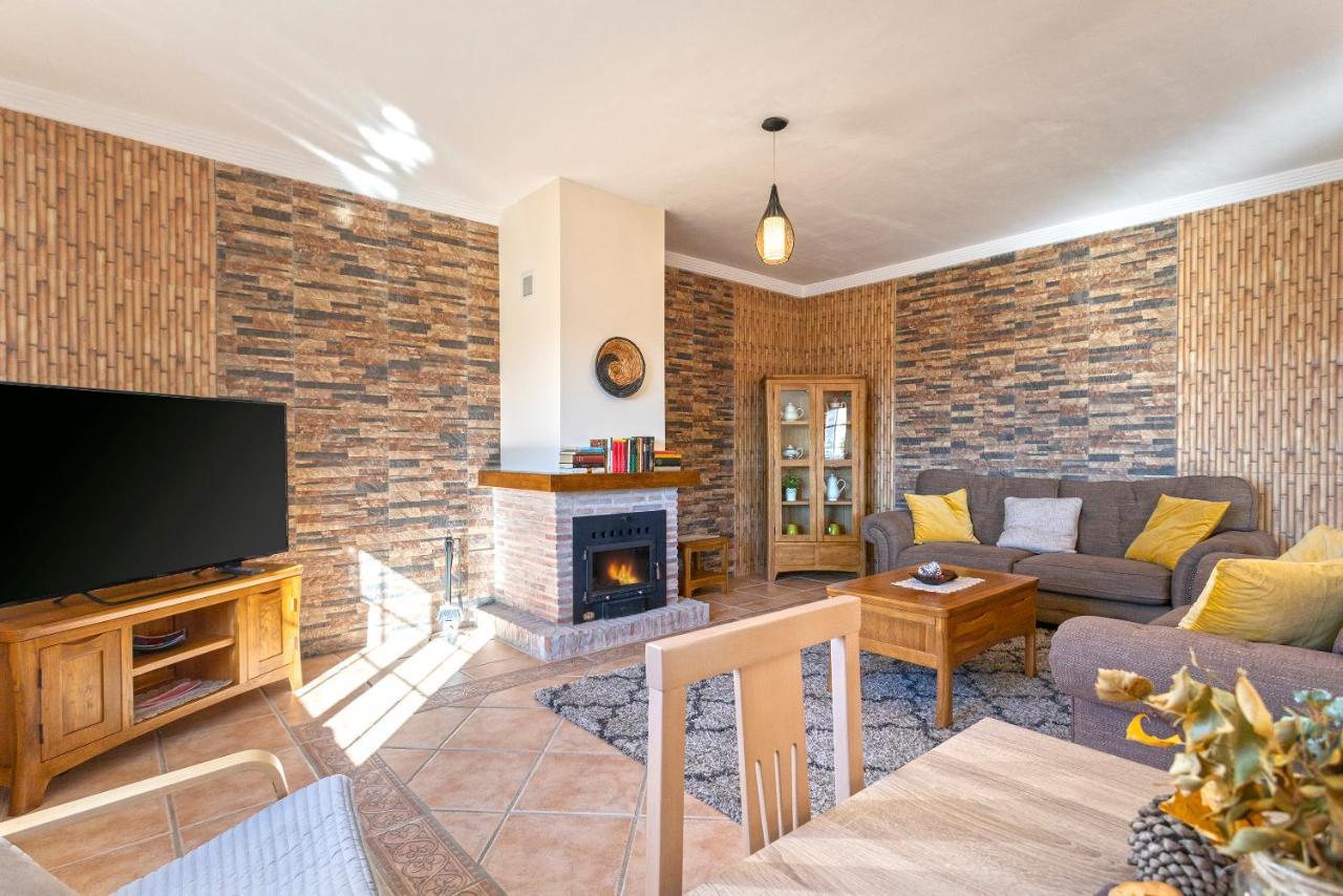 הוילה Alcaucín Casa Del Valle Con Piscina Privada מראה חיצוני תמונה